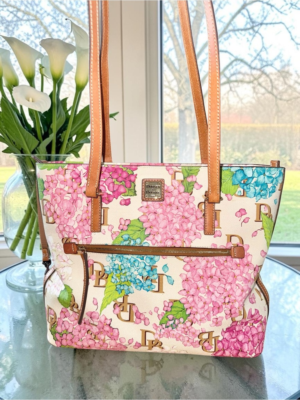 Dooney & Bourke EUC Floral Hydrangea Tote in Pink, Blue and Brown